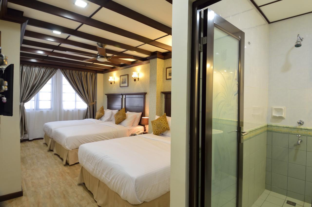 Hotel Kooler Inn Кота Кинабалу Екстериор снимка