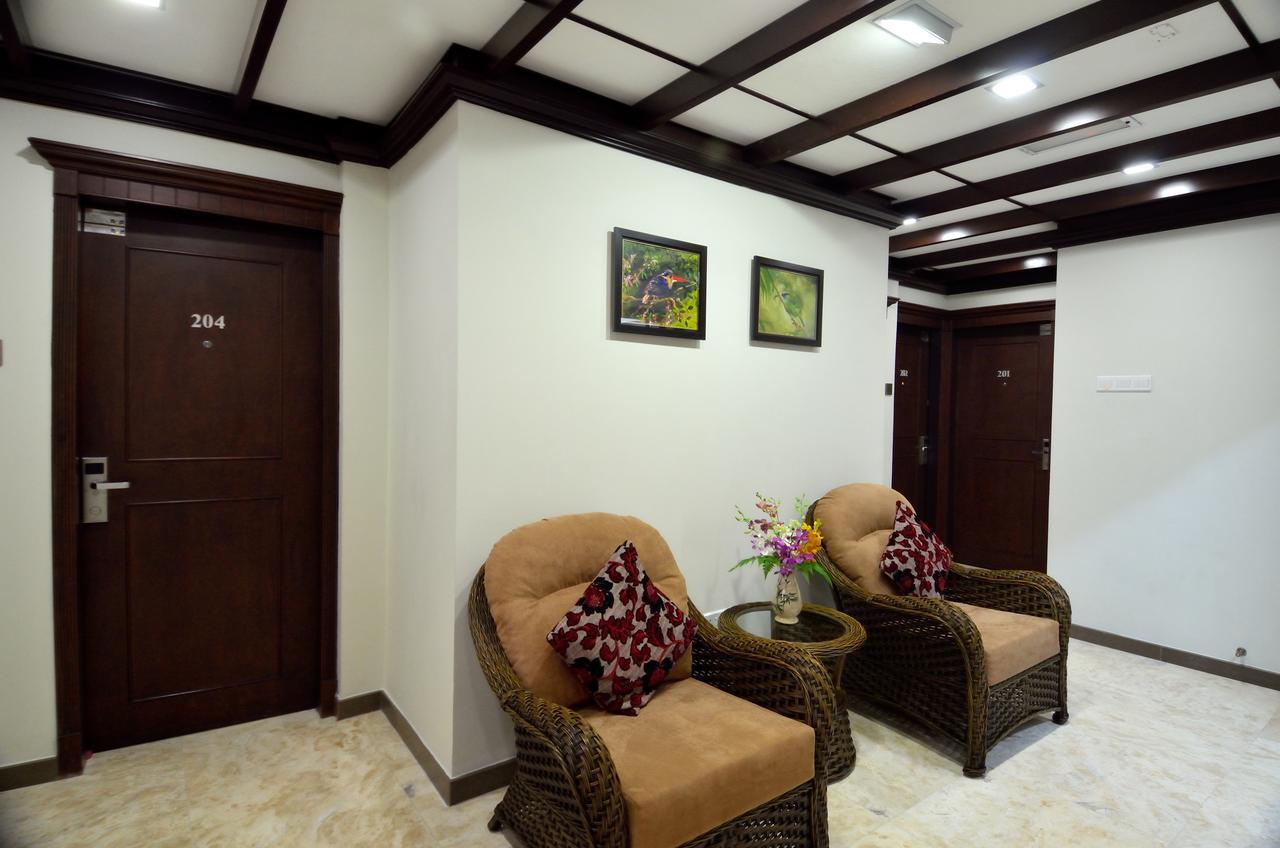 Hotel Kooler Inn Кота Кинабалу Екстериор снимка