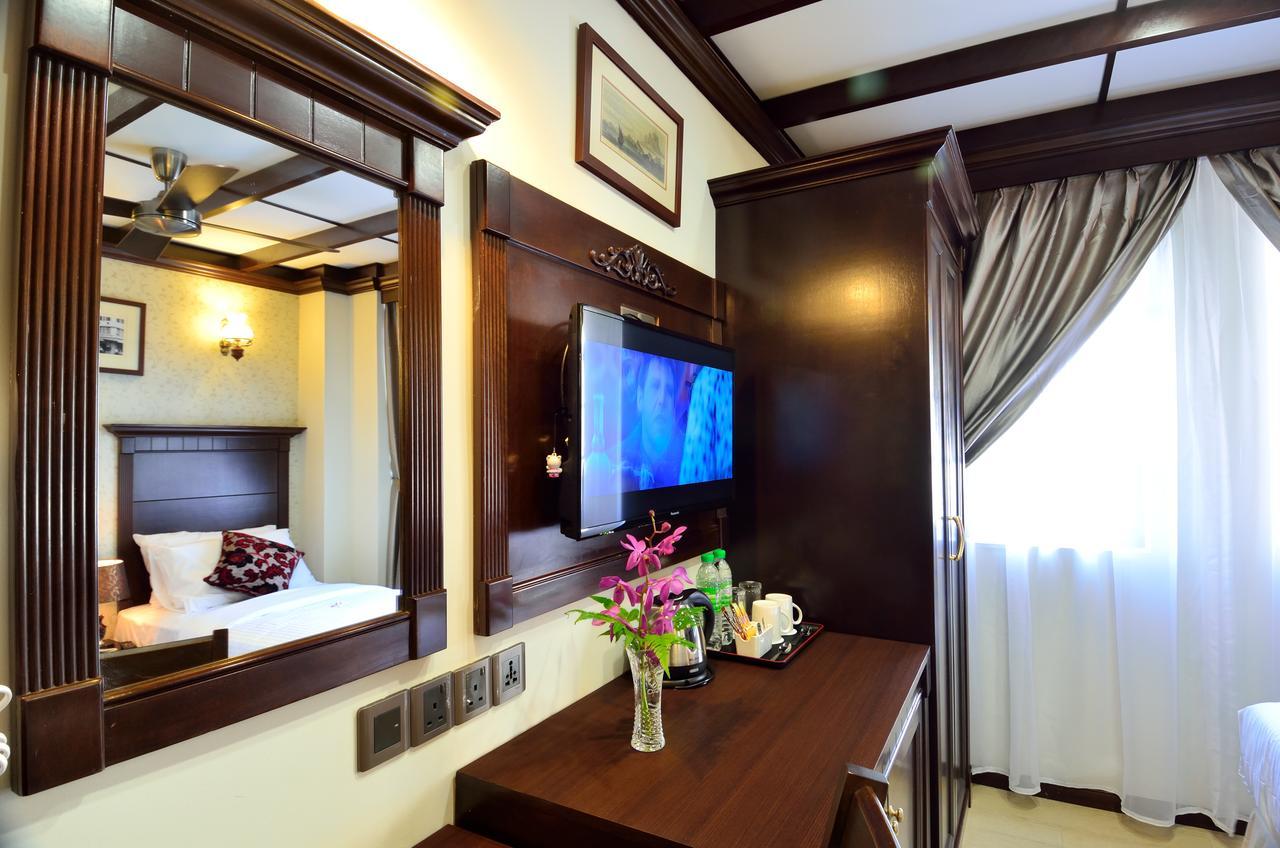 Hotel Kooler Inn Кота Кинабалу Екстериор снимка